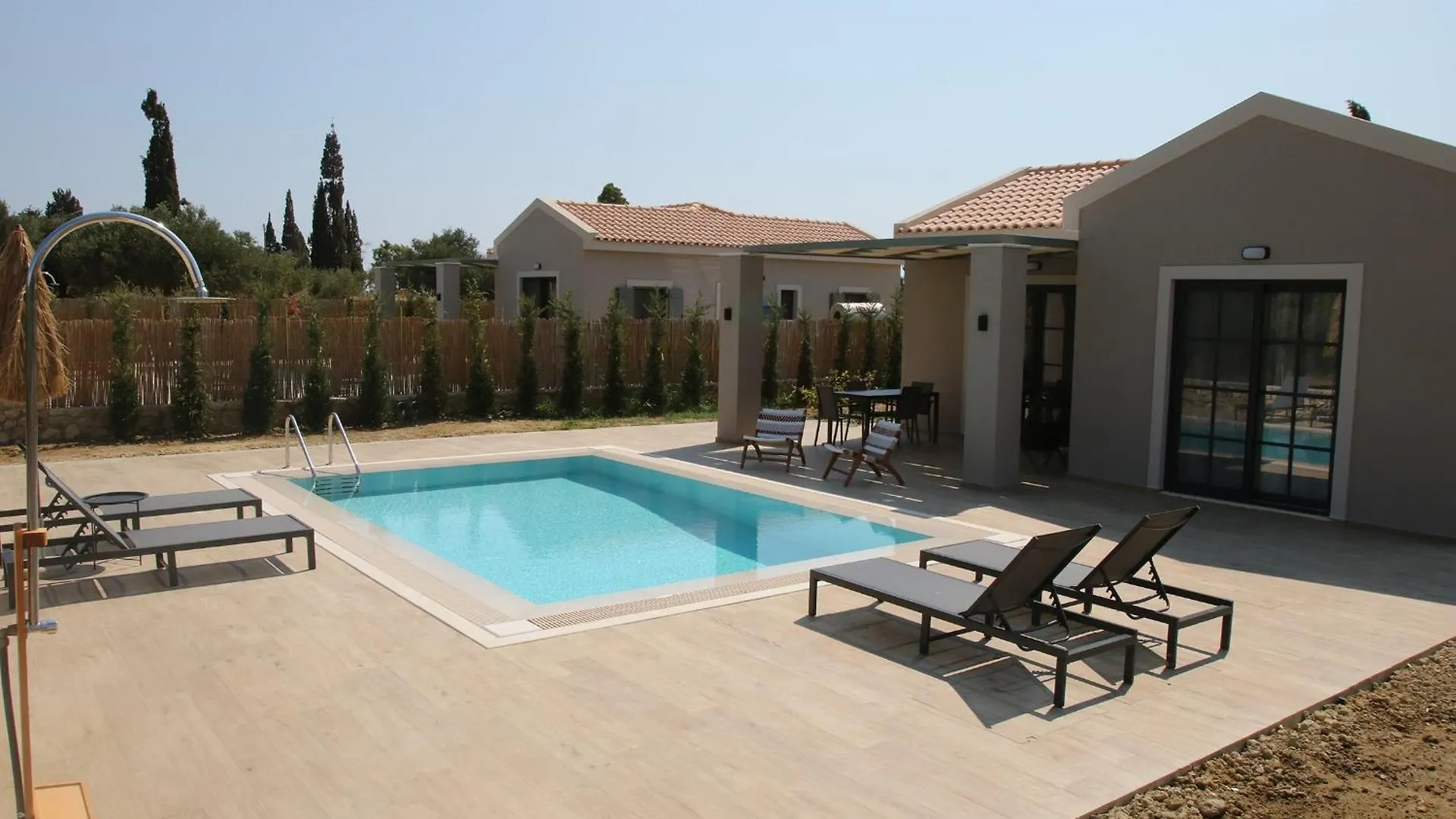 Liotopos Villas Lixouri 0*,