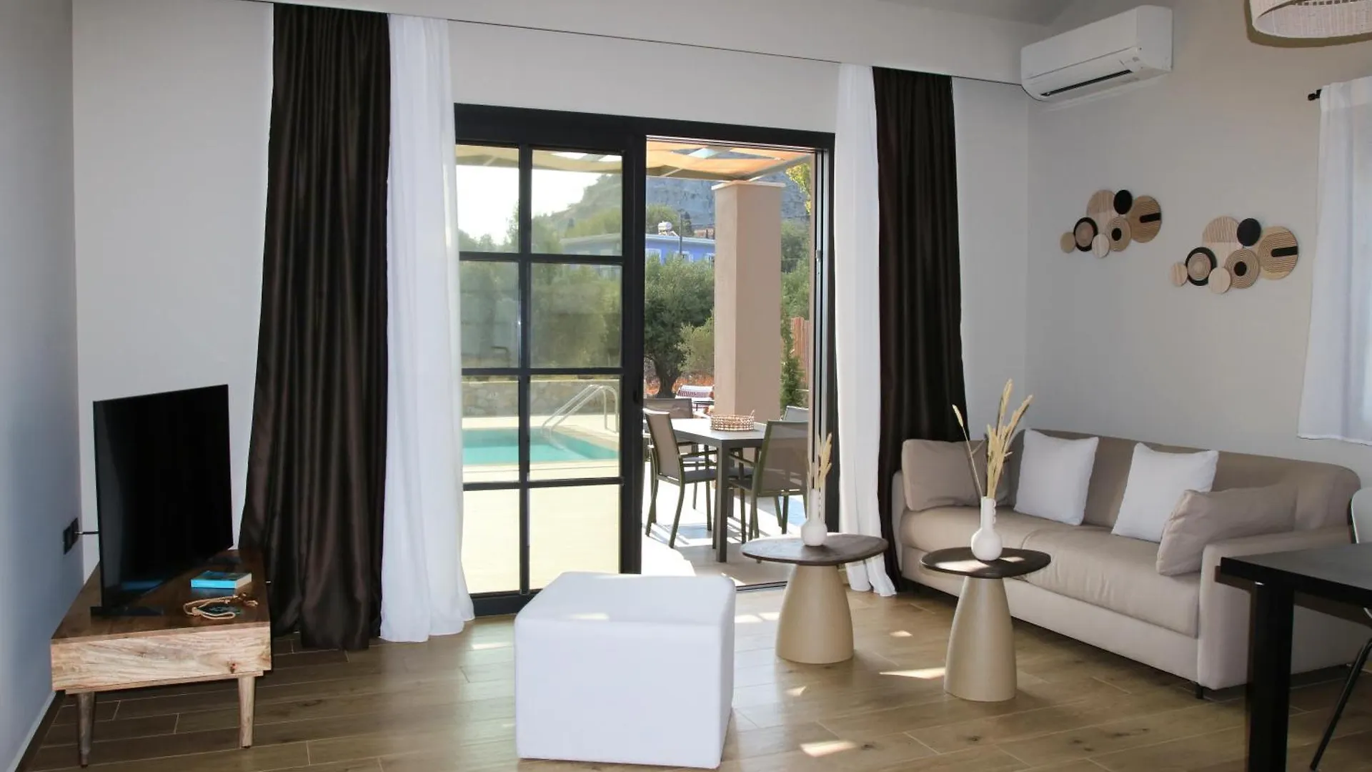 Liotopos Villas Lixouri